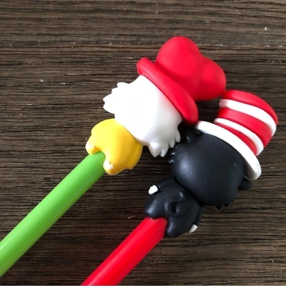 Dr. Seuss: Green Eggs and Ham & Cat in the Hat pen set.